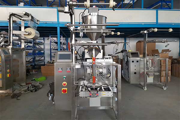 番茄醬料包裝機(jī).jpg 番茄醬料包裝機(jī).jpg