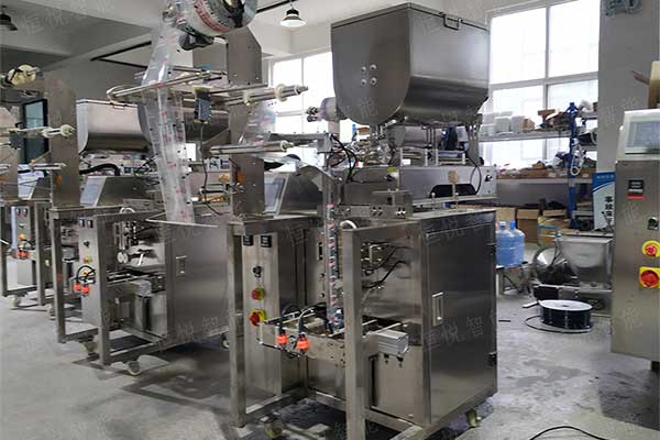 全自動醬體包裝機，價格優(yōu)惠廠家供應(yīng)